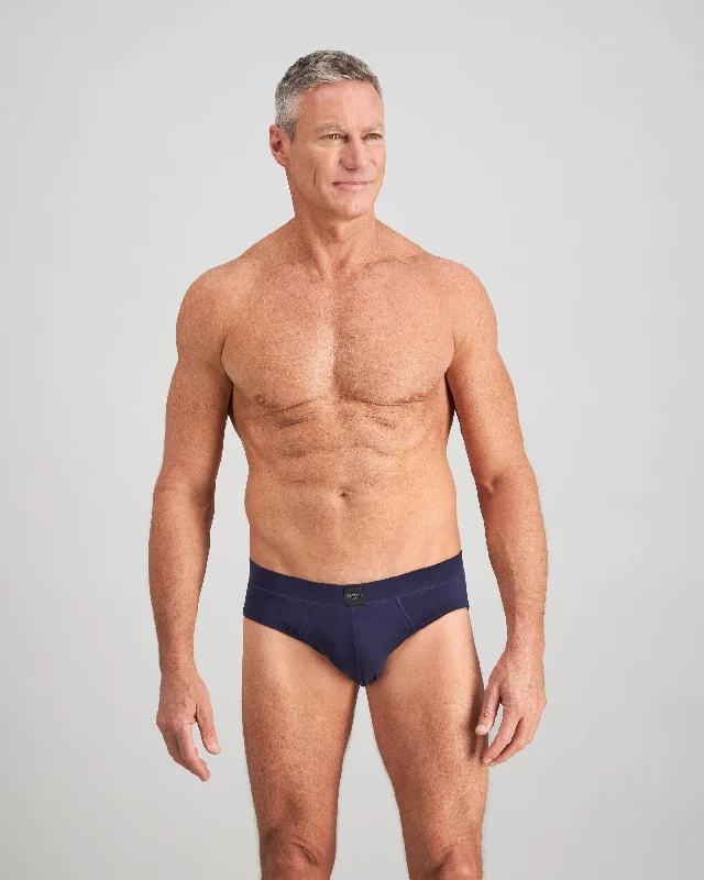 Vintage - style men's briefs for a retro lookHigh Tech Cotton Mens Brief