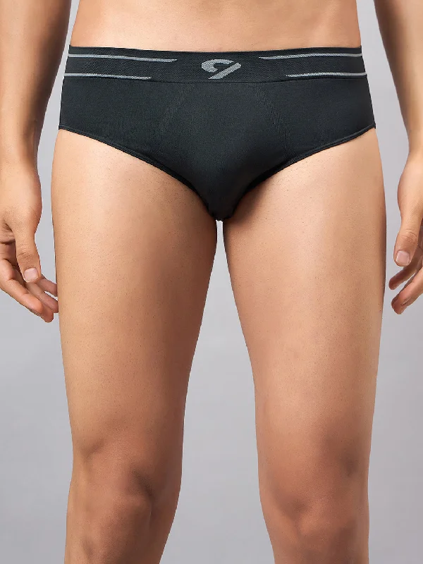 Cotton - blend men's briefs for added stretchC9 AIRWEAR Skin friendly Seamless Briefs for Men - ELEPHANT GREY
