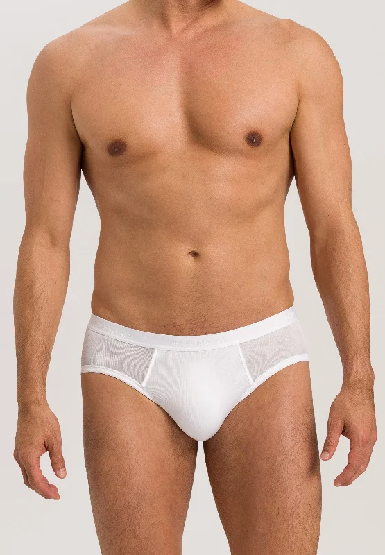 Full - back men's briefs for maximum coverageCotton Pure-Briefs