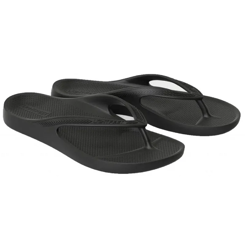 Seamless men's thongs for a discreet lookLIGHTFEET Arch Support Adults Thongs