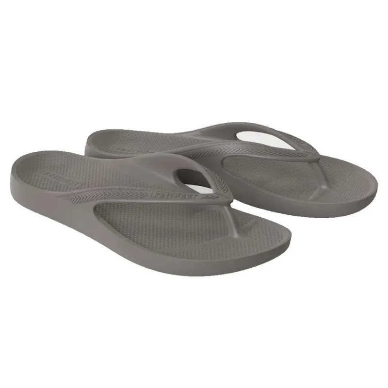 Patterned men's thongs, such as stripes or polka dotsLIGHTFEET Arch Support Adults Thongs