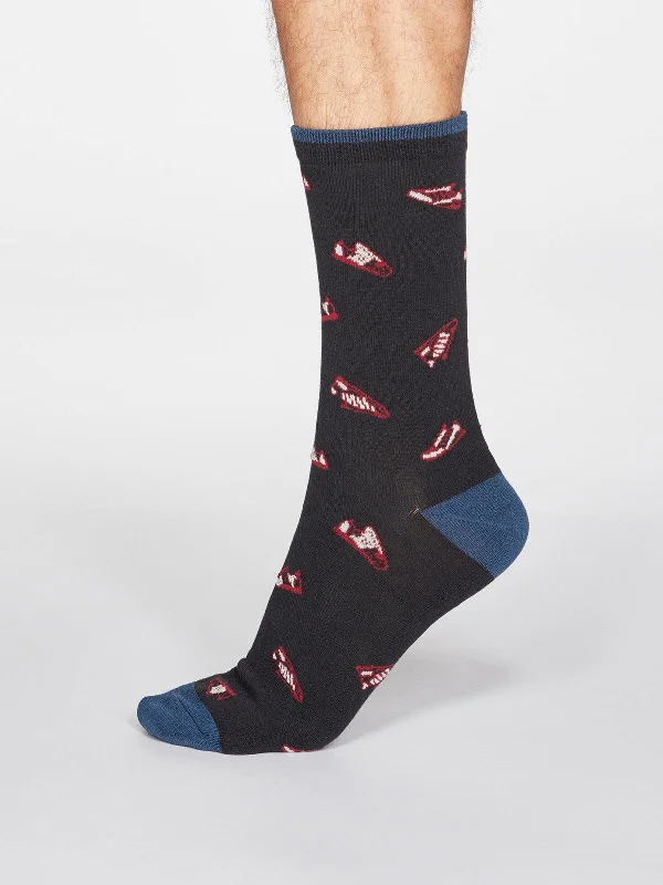 Organic men's socks for an eco - friendly choiceAiden Trainer Socks - Black