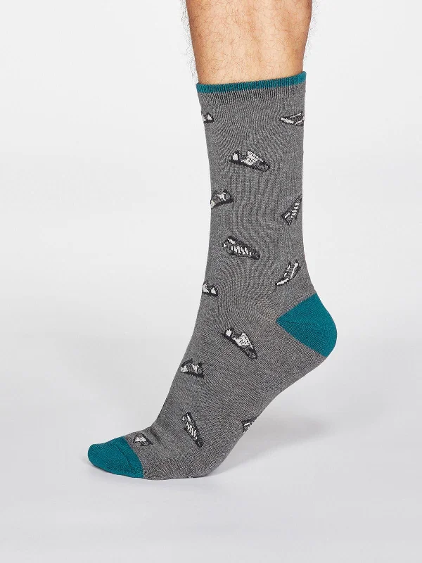 Cashmere men's socks for a luxurious feelAiden Trainer Socks - Dark Grey Marle