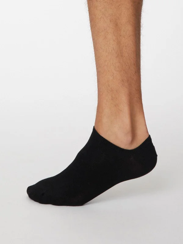 Knee - high men's socks for a vintage styleAshley Trainer Socks - Black