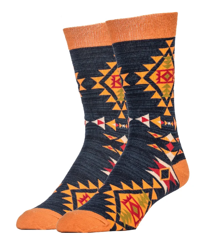 Striped men's crew socks for a classic lookCinnamon Bark