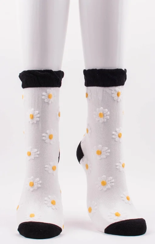 Moisture - wicking men's crew socks for sportsDaisy | Sheer Crew