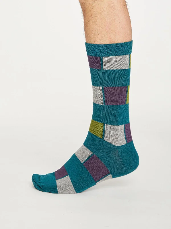 Sheer men's socks for a delicate appearanceGeo Stripe Socks - Deep Teal