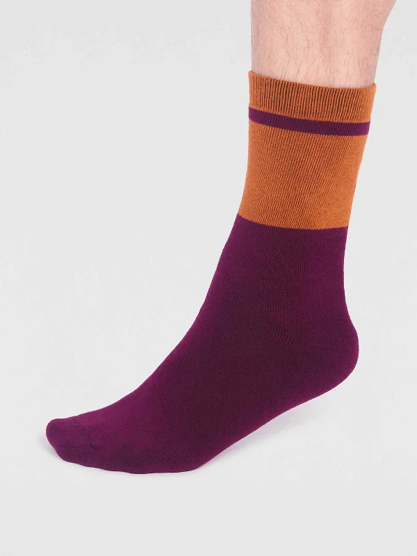 Sheer men's socks for a delicate appearanceGordon Organic Cotton Plain Walker Socks - Golden Yellow