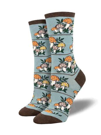 Anti - odor men's crew socks for freshnessMagic Mountain | Women's Crew