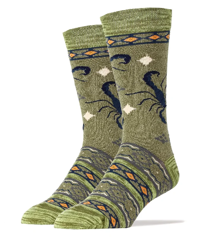 Wool men's crew socks for warmth in winterScorpion Bite