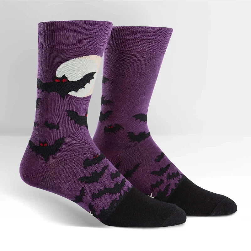 Striped men's crew socks for a classic lookSock It To Me Men's Crew Socks - Batnado (Glow in the Dark) Striped men's crew socks for a classic lookSock It To Me Men's Crew Socks - Batnado (Glow in the Dark)