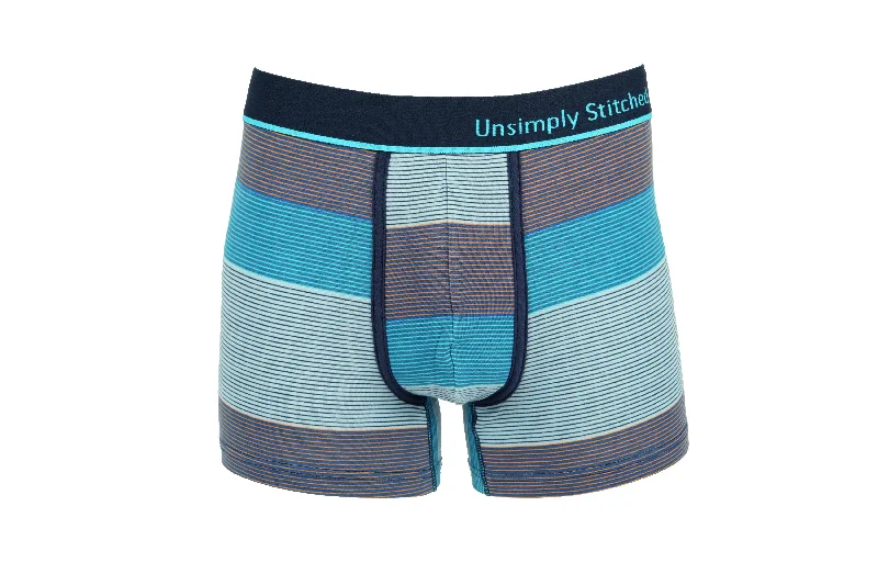 Men's trunks with a reinforced crotch areaBIG THREE STRIPE BOXER TRUNK