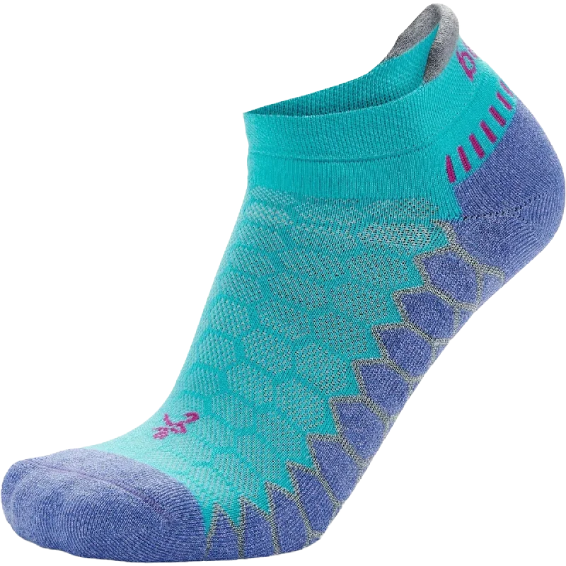 Diabetic men's socks for proper circulationWomen's Silver No Show Tab
