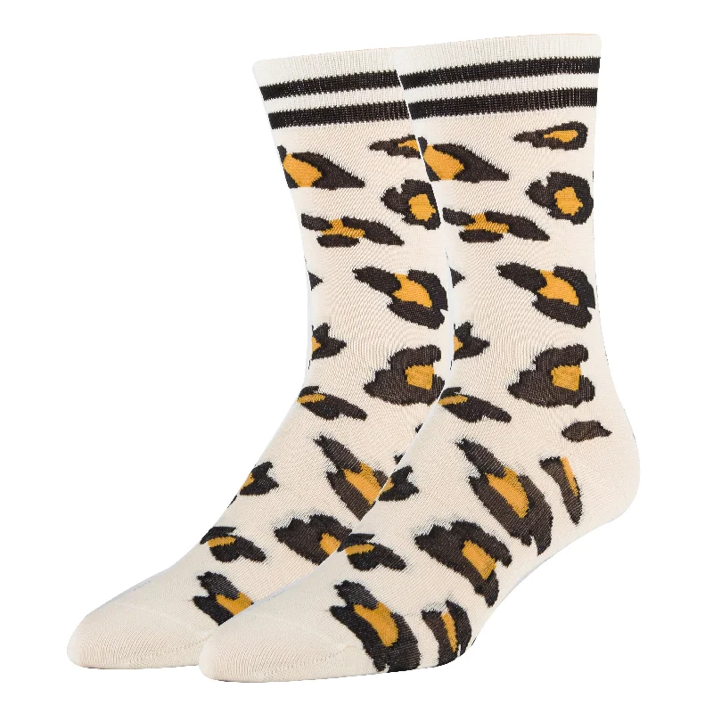 Seamless men's crew socks for a smooth fitWild Call