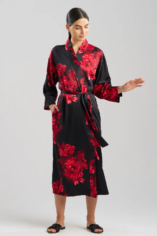 Designer men's thongs with a high - end finishArya Satin Robe
