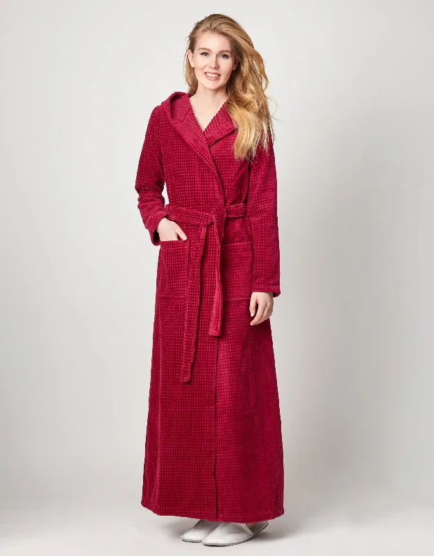 Patterned men's thongs, such as stripes or polka dotsTerry Wrap Long Waffle Textured Belted Bathrobe With Hood Raspberry Patterned men's thongs, such as stripes or polka dotsTerry Wrap Long Waffle Textured Belted Bathrobe With Hood Raspberry
