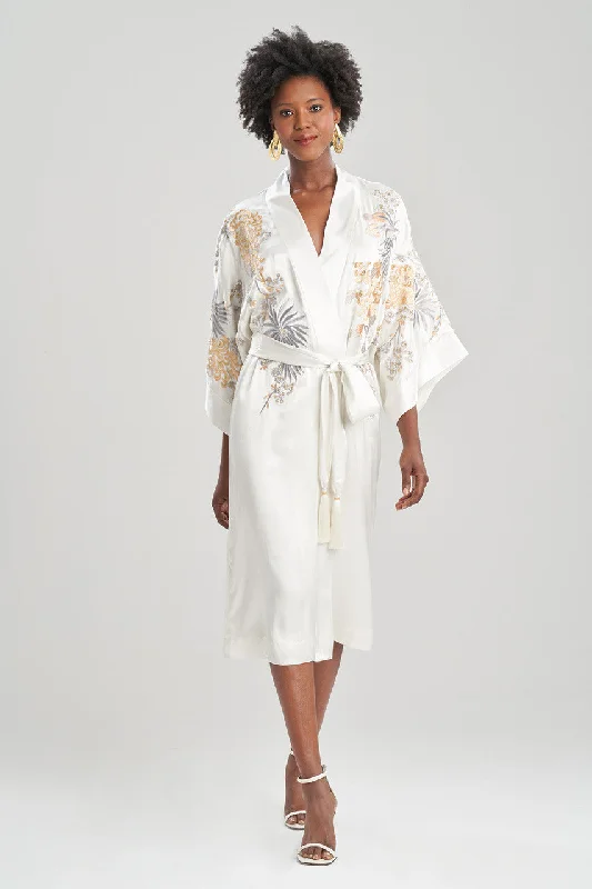 Designer men's thongs with a high - end finishCouture Chinoiserie Embellished Robe