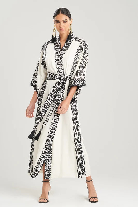 Glittery men's thongs for a party lookCouture Le Souk Embroidery Robe