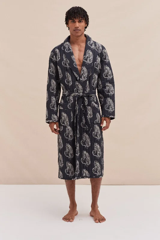 Patterned men's thongs, such as stripes or polka dotsMen’s Quilted Robe Sansindo Tiger Print Black/Cream