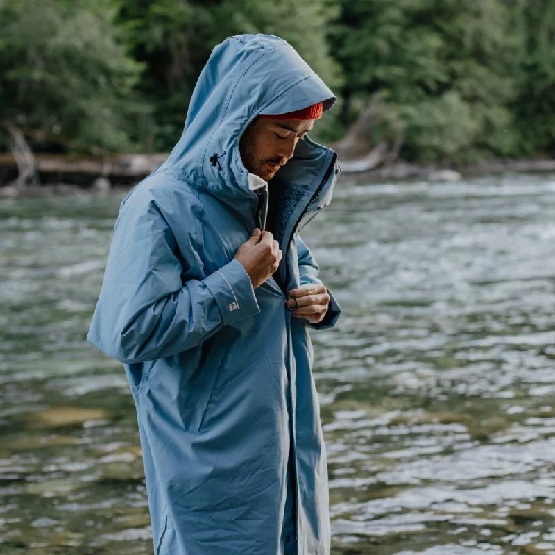 Mesh men's thongs for breathabilityMen's Long Sleeve Waterproof Dry Changing Robe Alter Evo - Alpine Blue