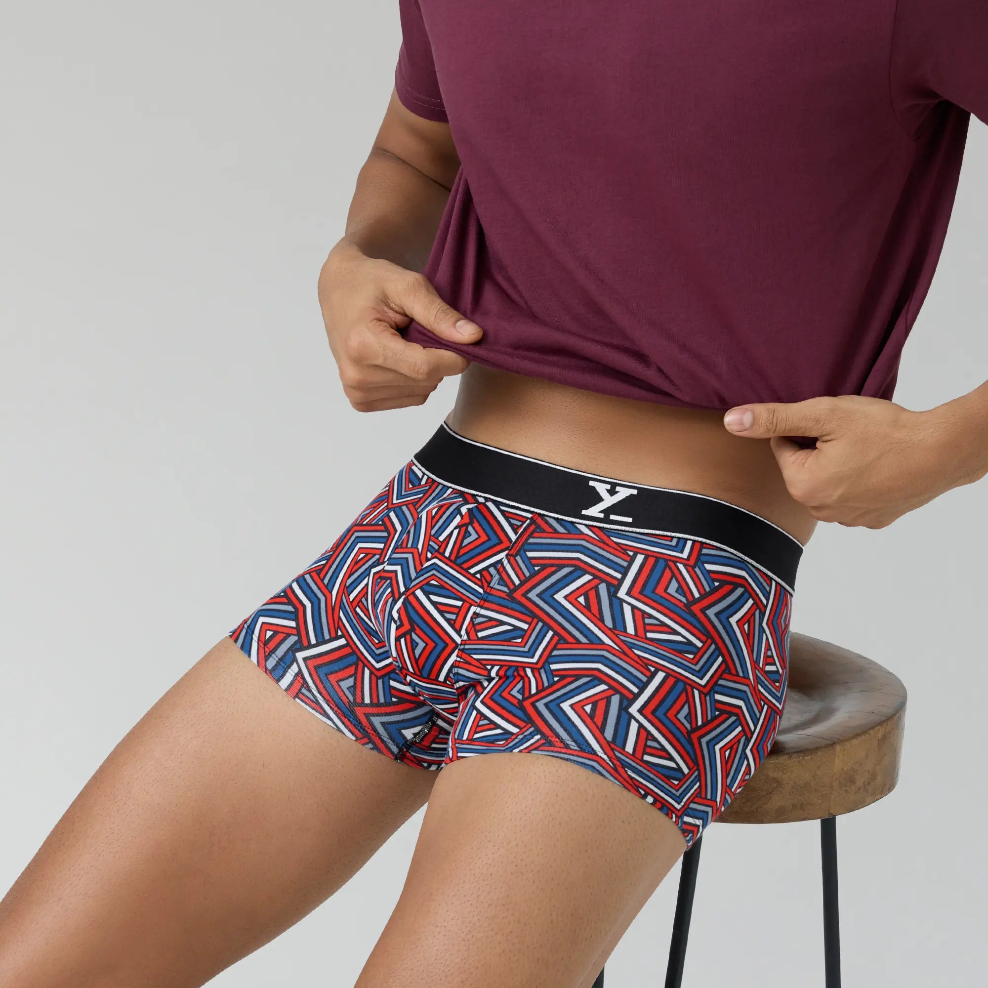 Low - rise men's trunks for a trendy lookParallax Cotton Trunks Red Stripes