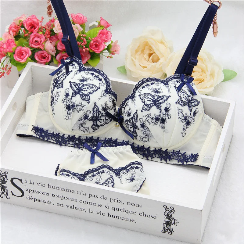 Silk - blend men's sexy underwear for a luxurious feelwomen Brand bra set,scalewing Lace Embroidery brassiere,sexy young girl bras,sexy push up lingerie,underclothes Silk - blend men's sexy underwear for a luxurious feelwomen Brand bra set,scalewing Lace Embroidery brassiere,sexy young girl bras,sexy push up lingerie,underclothes